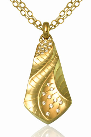 Kite Pendant from K.Mita | 18kk Gold and Diamonds | Sand Dune Collection